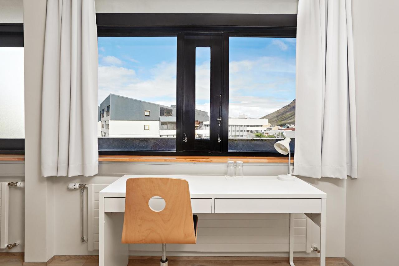 Hotel Torfnes Isafjordur Bagian luar foto